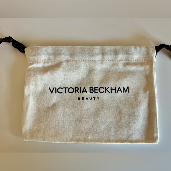 New Victoria Beckam cosmetic bag - Picture 1 of 3